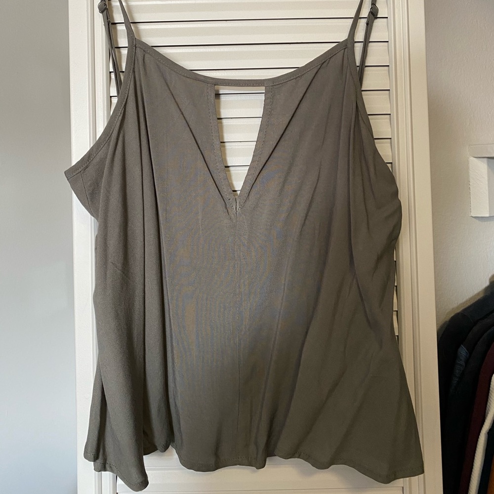 Tobi Top